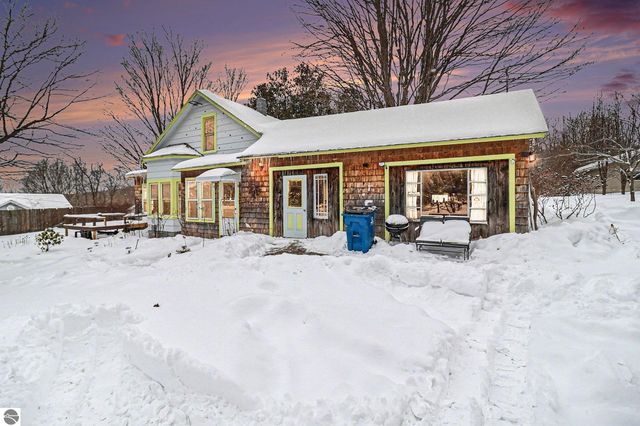 335 Bridge Street, Frankfort, MI 49635