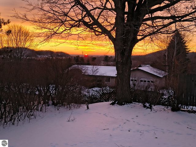 335 Bridge Street, Frankfort, MI 49635