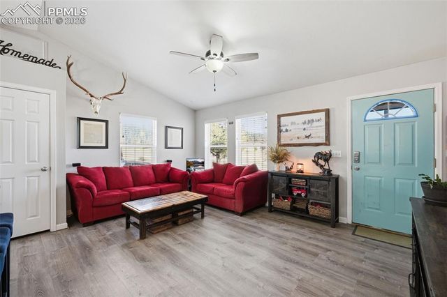 185 Circle Drive, Florissant, CO 80816
