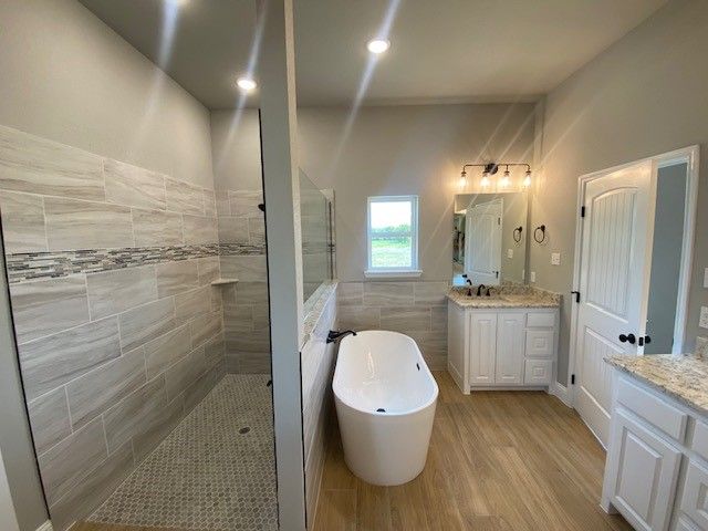 1046 Katie Court, Reno, TX 76020
