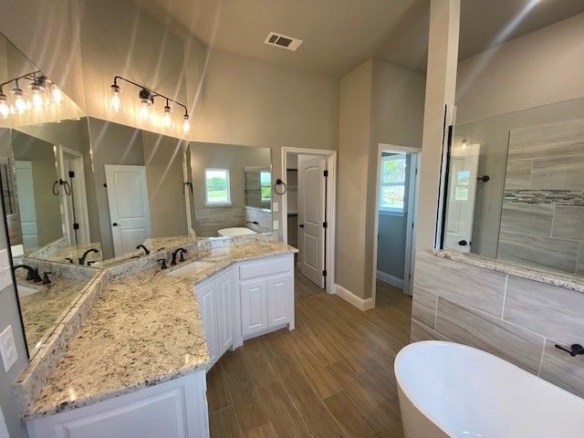 1046 Katie Court, Reno, TX 76020