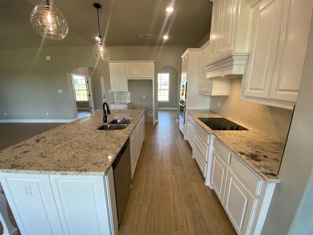 1046 Katie Court, Reno, TX 76020