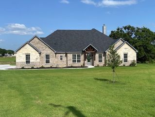 1046 Katie Court, Reno, TX 76020
