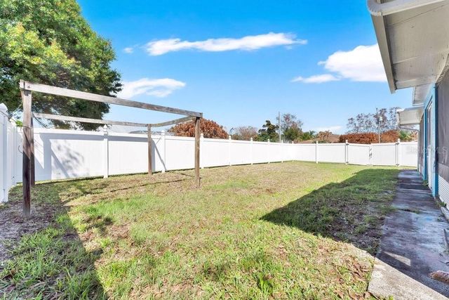 201 NW GOLDCOAST AVENUE, Port St Lucie, FL 34983