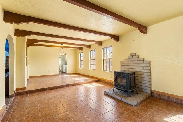 14 San Fernando Avenue, Los Lunas, NM 87031
