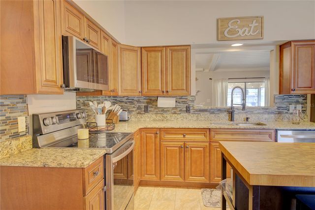 413 WILLOWBROOK LANE, Longwood, FL 32779