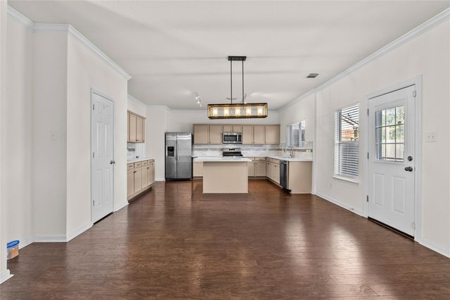 542 Cedar Branch Drive, League City, TX 77573