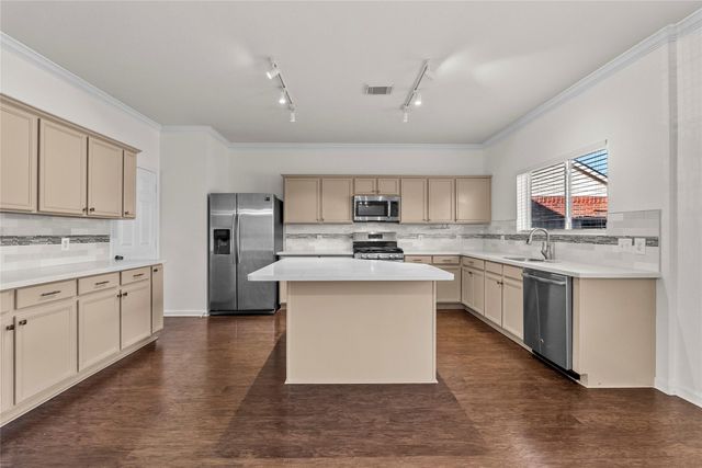 542 Cedar Branch Drive, League City, TX 77573