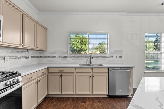 542 Cedar Branch Drive, League City, TX 77573