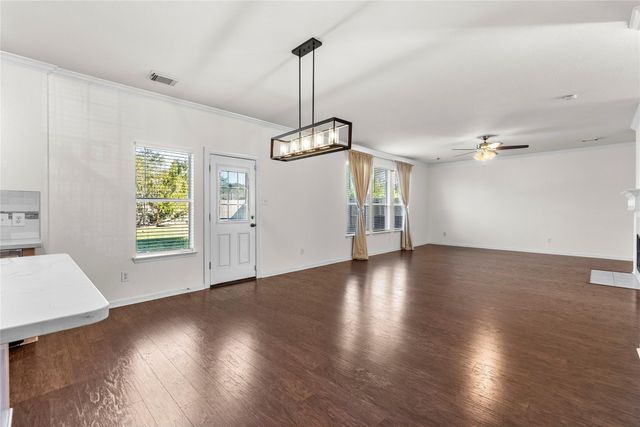 542 Cedar Branch Drive, League City, TX 77573