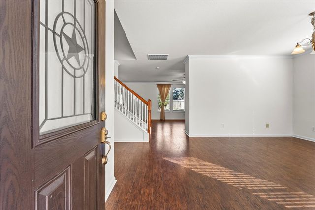 542 Cedar Branch Drive, League City, TX 77573