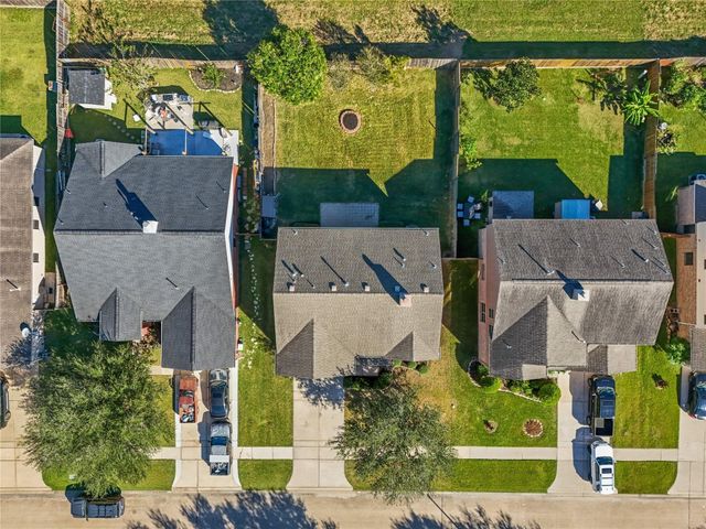 542 Cedar Branch Drive, League City, TX 77573