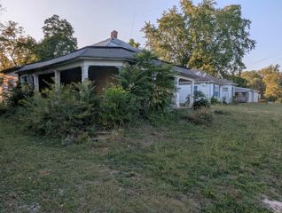 211 N Center Street, Eaton, IN 47338