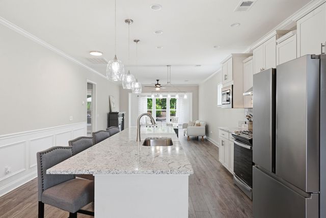 619 Daffodil Court, Summerville, SC 29486