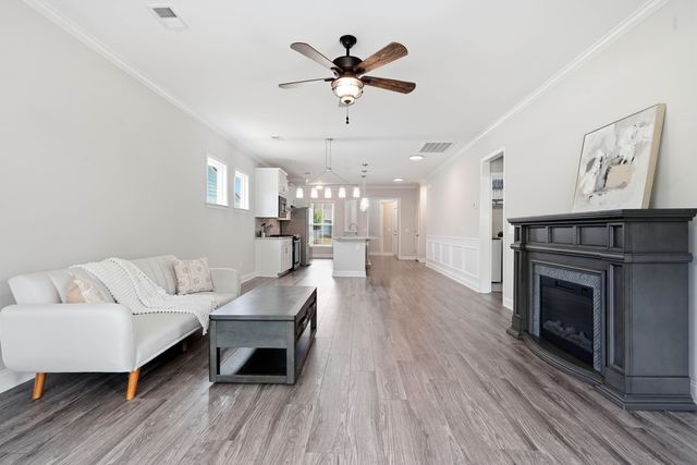 619 Daffodil Court, Summerville, SC 29486