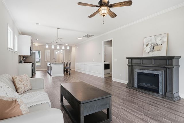 619 Daffodil Court, Summerville, SC 29486