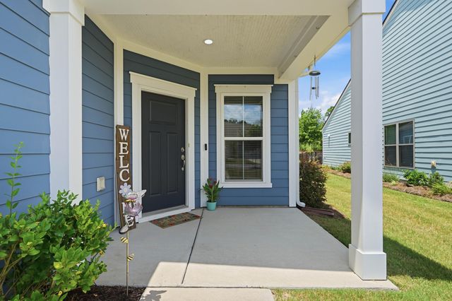 619 Daffodil Court, Summerville, SC 29486