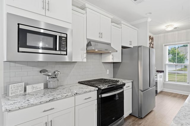 619 Daffodil Court, Summerville, SC 29486