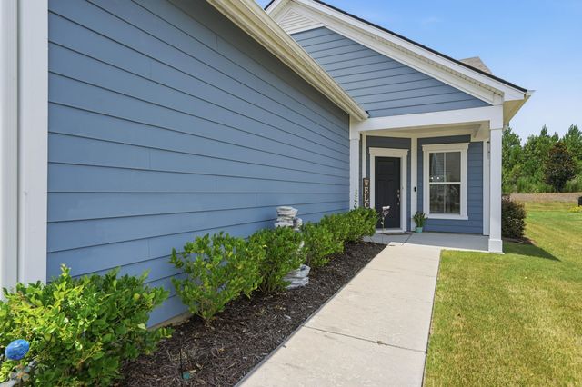 619 Daffodil Court, Summerville, SC 29486
