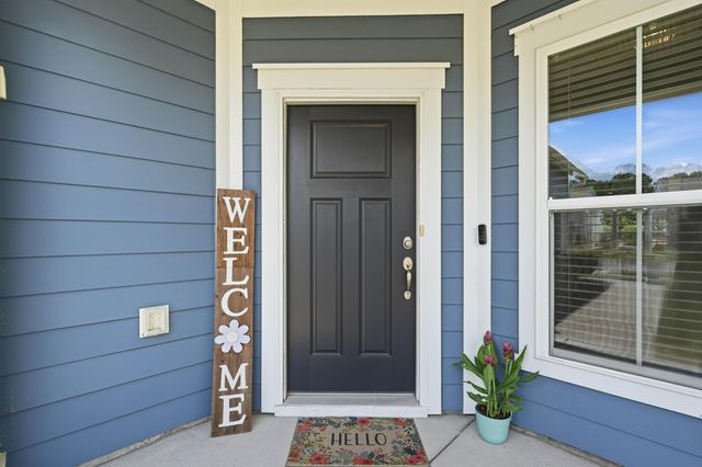 619 Daffodil Court, Summerville, SC 29486