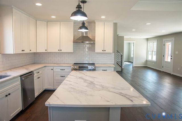 11092 Old Ridge Rd, Doswell, VA 23047