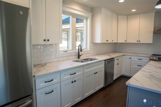 11092 Old Ridge Rd, Doswell, VA 23047