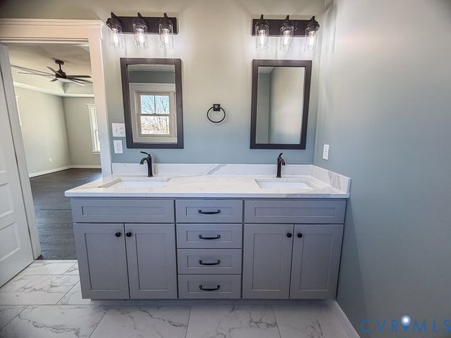 11092 Old Ridge Rd, Doswell, VA 23047