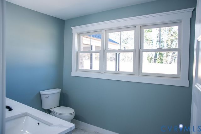 11092 Old Ridge Rd, Doswell, VA 23047