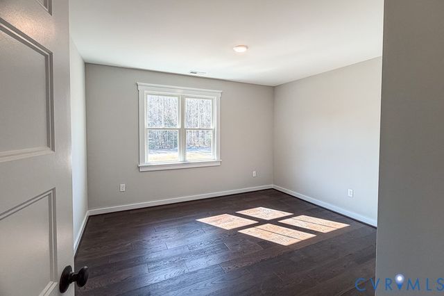 11092 Old Ridge Rd, Doswell, VA 23047