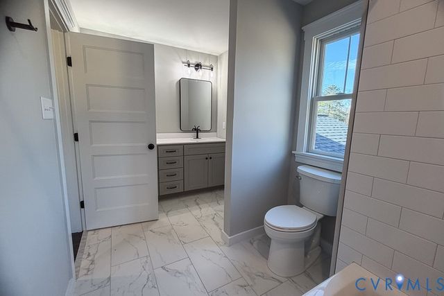 11092 Old Ridge Rd, Doswell, VA 23047