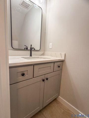 11092 Old Ridge Rd, Doswell, VA 23047