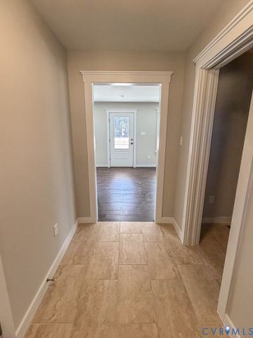 11092 Old Ridge Rd, Doswell, VA 23047