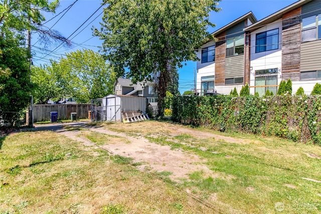 640 N State Street, Tacoma, WA 98403