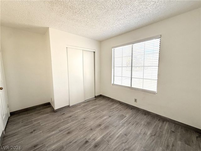 5625 Ballinger Drive, Las Vegas, NV 89142