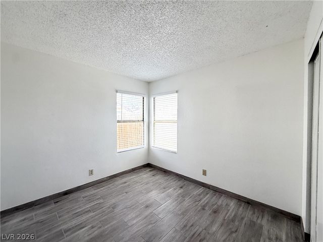 5625 Ballinger Drive, Las Vegas, NV 89142