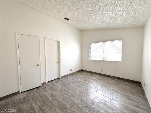 5625 Ballinger Drive, Las Vegas, NV 89142