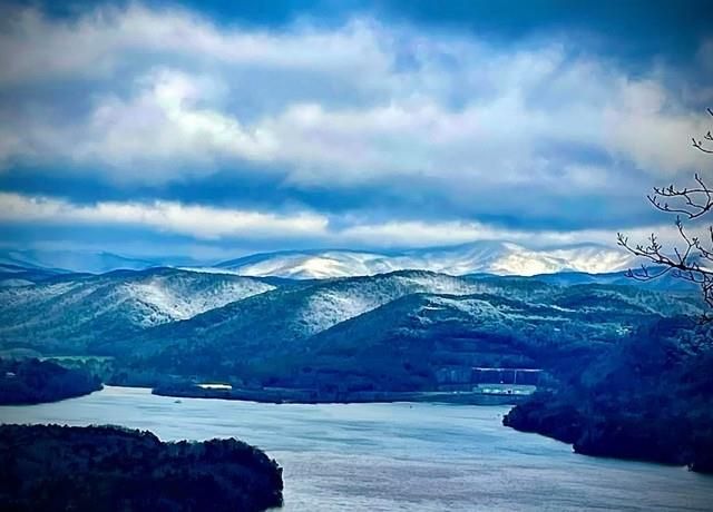 1235 Crown Court, Ranger, GA 30734