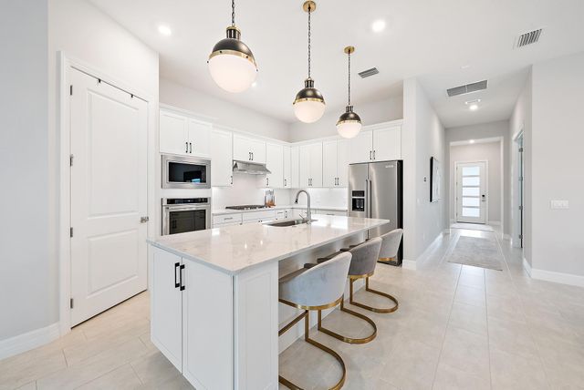 12509 Triumph Lane, Palm Beach Gardens, FL 33412