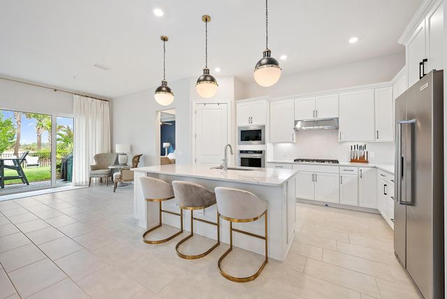 12509 Triumph Lane, Palm Beach Gardens, FL 33412