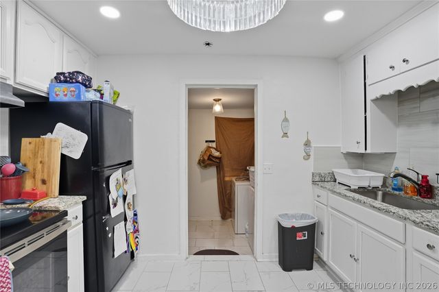 703 S Poplar Street, Sapulpa, OK 74066