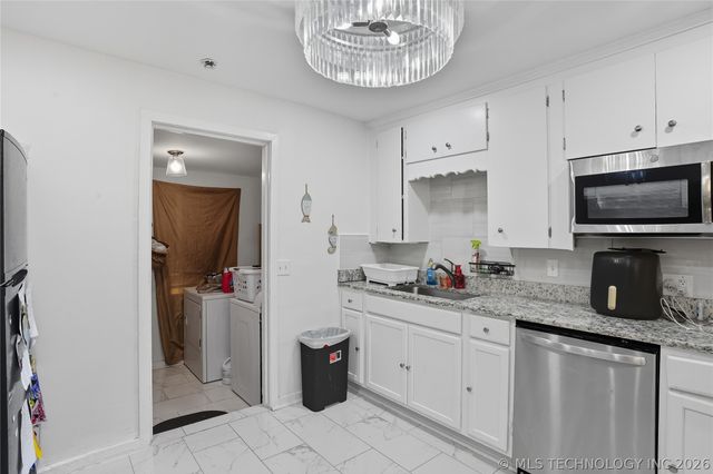 703 S Poplar Street, Sapulpa, OK 74066