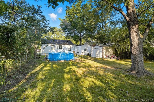 703 S Poplar Street, Sapulpa, OK 74066