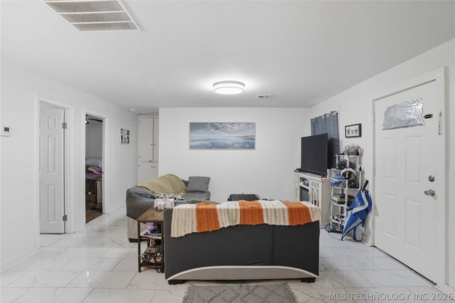 703 S Poplar Street, Sapulpa, OK 74066