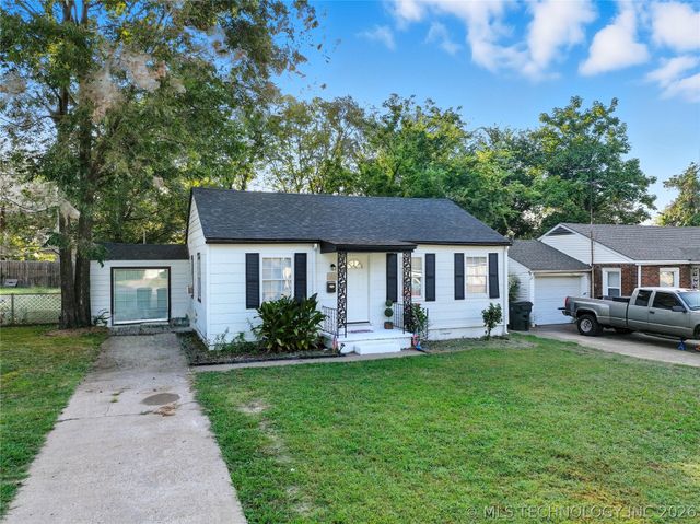 703 S Poplar Street, Sapulpa, OK 74066