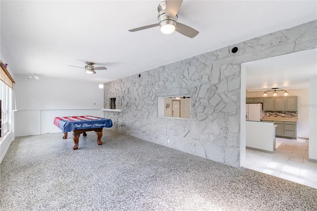 210 DONNA STREET, Tavares, FL 32778
