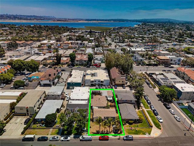 2109 11 Felspar Street, San Diego, CA 92109