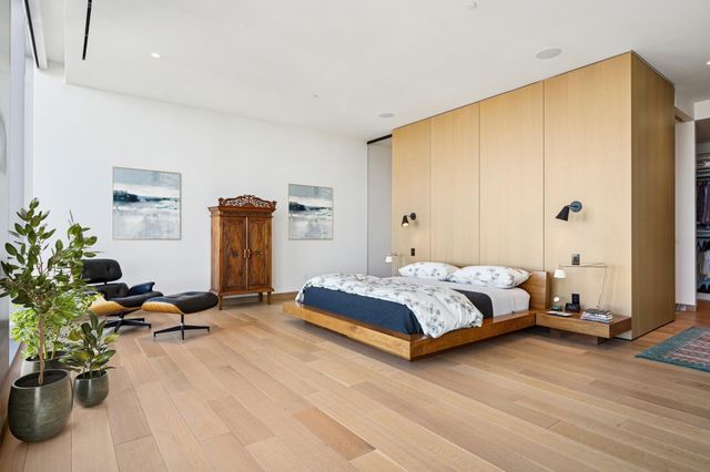 255 Hennepin Ave 3305, Minneapolis, MN 55401