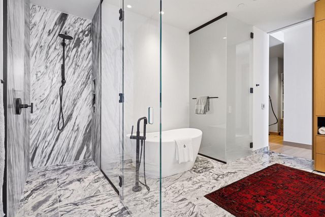 255 Hennepin Ave 3305, Minneapolis, MN 55401