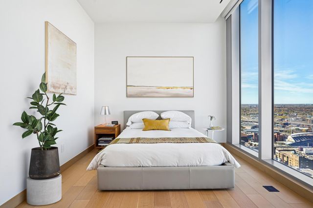 255 Hennepin Ave 3305, Minneapolis, MN 55401