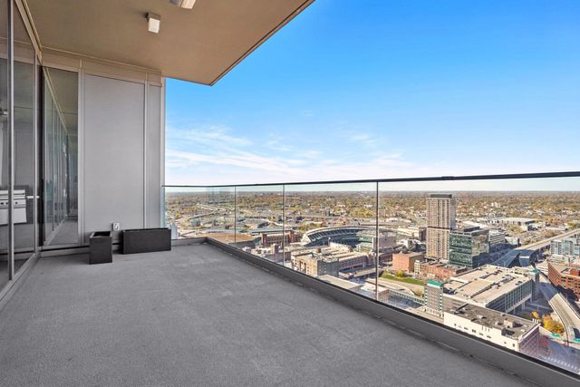 255 Hennepin Ave 3305, Minneapolis, MN 55401